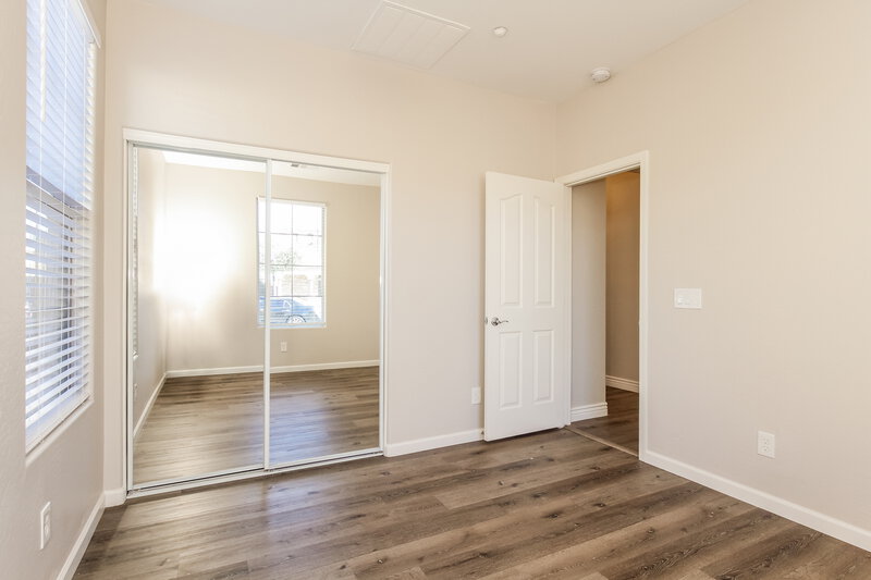 2,220/Mo, 29751 N 121st Dr Peoria, AZ 85383 Bedroom View 3