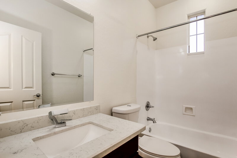 2,220/Mo, 29751 N 121st Dr Peoria, AZ 85383 Bathroom View