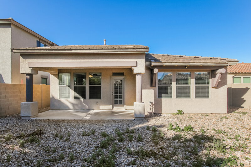 2,220/Mo, 29751 N 121st Dr Peoria, AZ 85383 Rear View