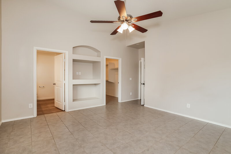 1,795/Mo, 2547 W Lynne Ave Phoenix, AZ 85041 Main Bedroom View 2