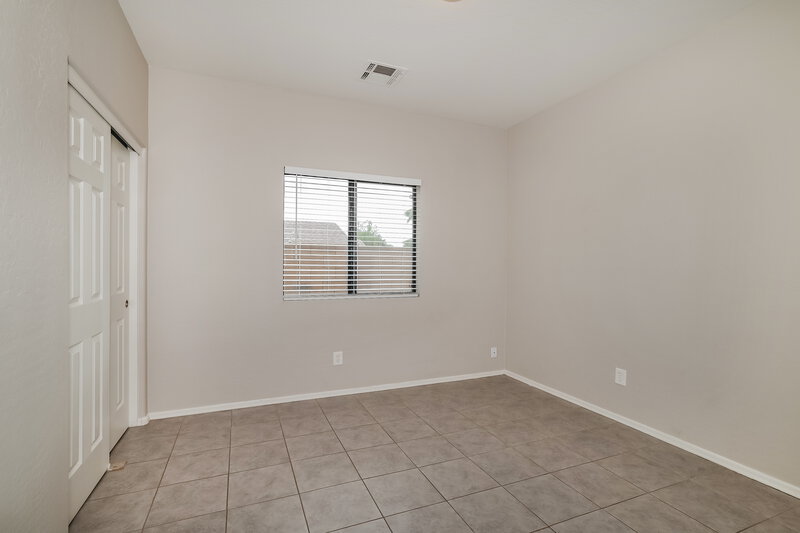 1,795/Mo, 2547 W Lynne Ave Phoenix, AZ 85041 Bedroom View