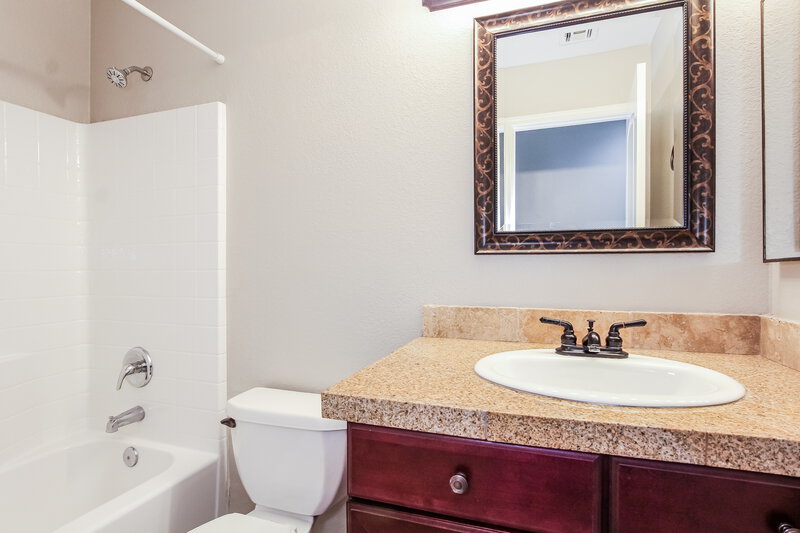 2,045/Mo, 2317 E Flintlock Pl Chandler, AZ 85286 Bathroom View