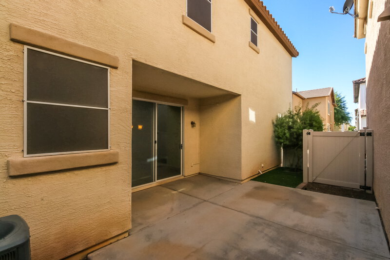 3,660/Mo, 951 S Adam Way Gilbert, AZ 85296 Rear View