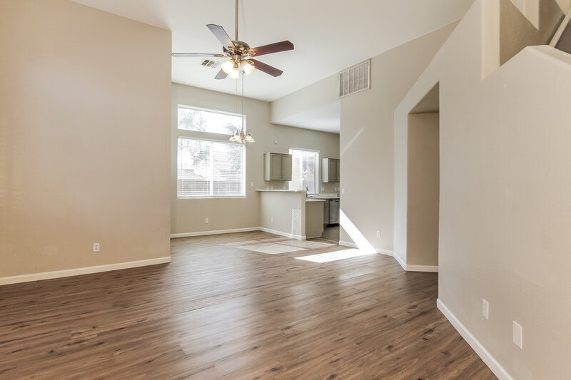 2,240/Mo, 2222 S Harper St Mesa, AZ 85209 Living Room View