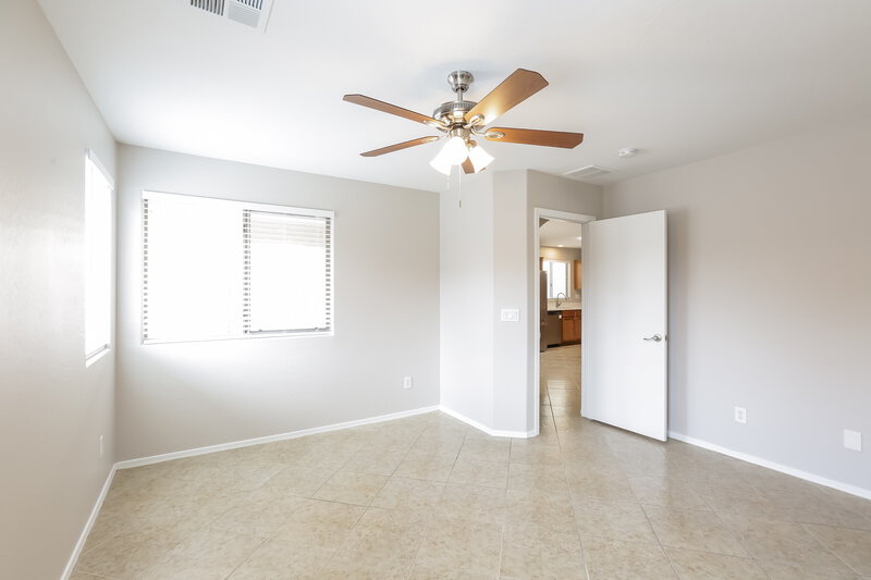 2,105/Mo, 4605 W Ellis St Laveen, AZ 85339 Main Bedroom View 2