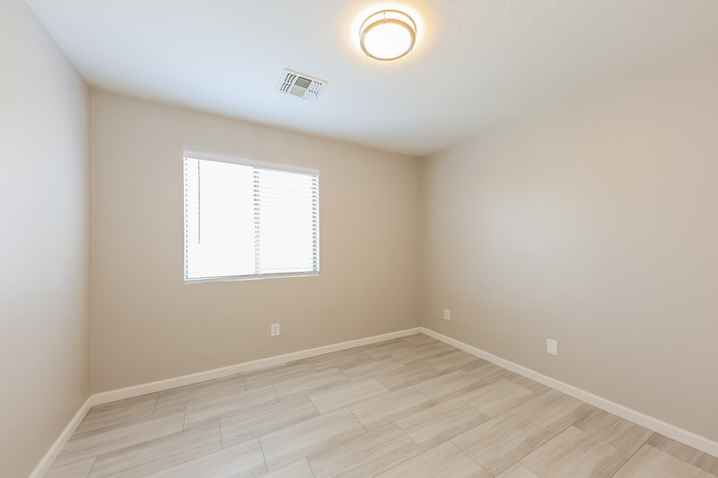 2,455/Mo, 23720 N 118th Ln Sun City, AZ 85373 Bedroom View