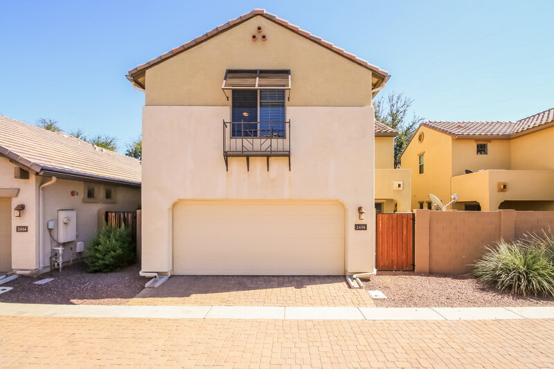 2,390/Mo, 2456 E Vermont Dr Gilbert, AZ 85295 Garage View