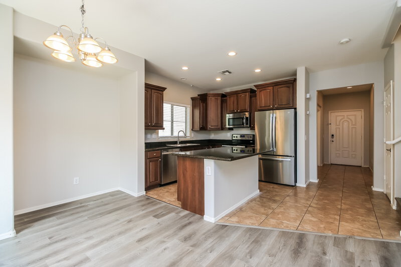 2,570/Mo, 4697 E Redfield Rd Gilbert, AZ 85234 Dining Room View 2