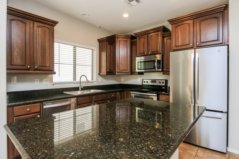 2,570/Mo, 4697 E Redfield Rd Gilbert, AZ 85234 Kitchen View