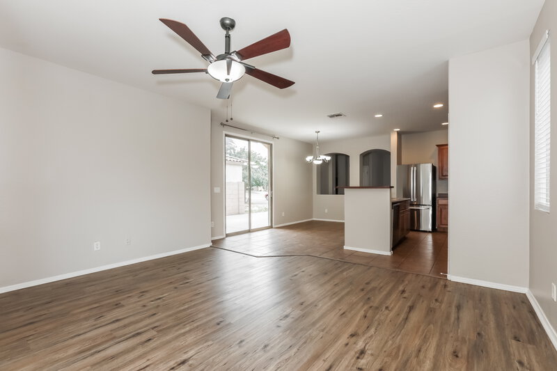 2,445/Mo, 3875 S Dew Drop Ln Gilbert, AZ 85297 Family Room View 2