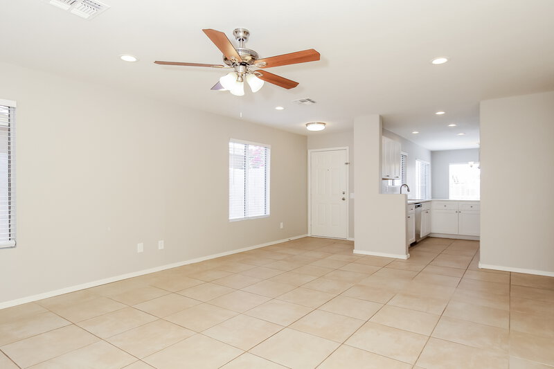 1,925/Mo, 5219 N 104th Dr Glendale, AZ 85307 Misc View 3