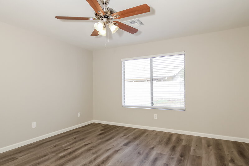 1,925/Mo, 5219 N 104th Dr Glendale, AZ 85307 Misc View 7