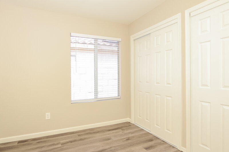 1,925/Mo, 5219 N 104th Dr Glendale, AZ 85307 Misc View 11