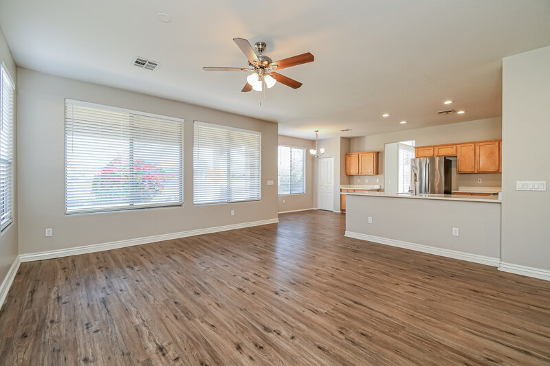 2,845/Mo, 3719 S Colt Dr Gilbert, AZ 85297 Family Room View 3