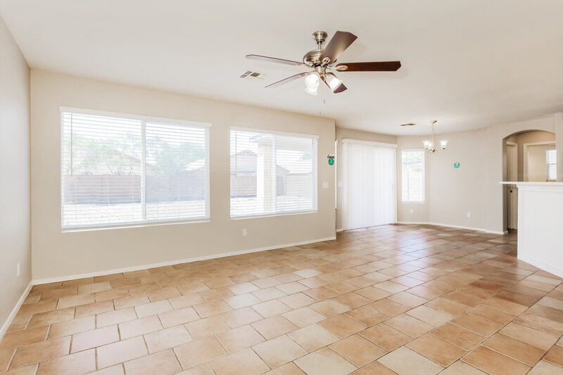 1,940/Mo, 15369 W Evans Dr Surprise, AZ 85379 Misc View