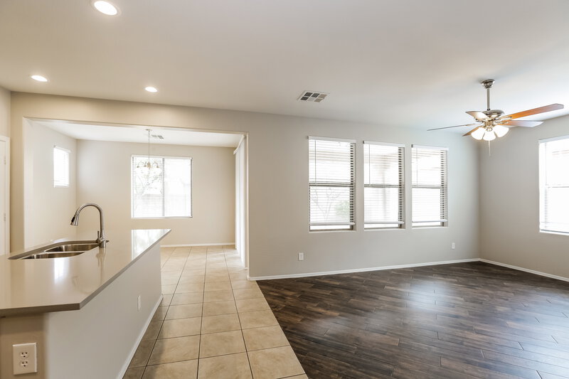 2,545/Mo, 3308 E Tyson St Gilbert, AZ 85295 Kitchen View 2