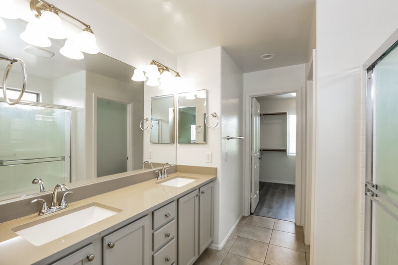 2,545/Mo, 3308 E Tyson St Gilbert, AZ 85295 Main Bedroom View 3