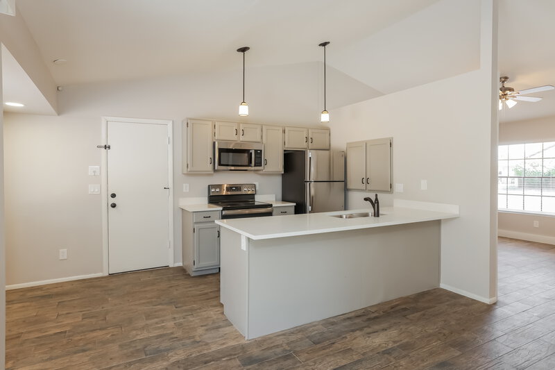 1,820/Mo, 8144 N 32nd Ave Phoenix, AZ 85051 Breakfast Nook View