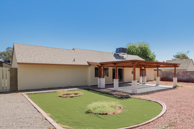 1,820/Mo, 8144 N 32nd Ave Phoenix, AZ 85051 Rear View