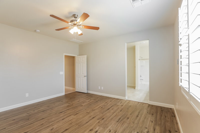2,145/Mo, 7325 W Magnolia St Phoenix, AZ 85043 Main Bedroom View