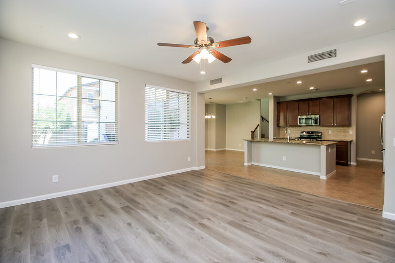 2,450/Mo, 1044 S Nancy Ln Gilbert, AZ 85296 Dining Room View