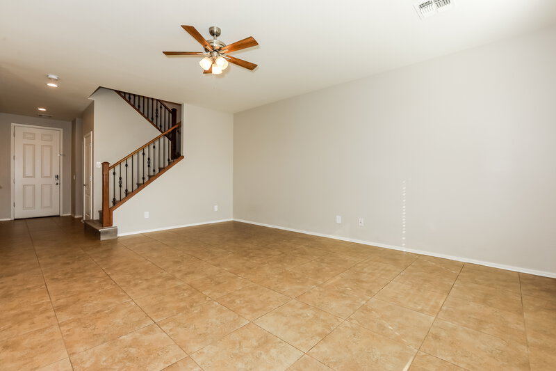 2,315/Mo, 21079 E Creekside Dr Queen Creek, AZ 85142 Living Room View