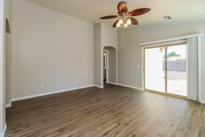 1,565/Mo, 18651 N Madison Road Maricopa, AZ 85139 Living Room View 2