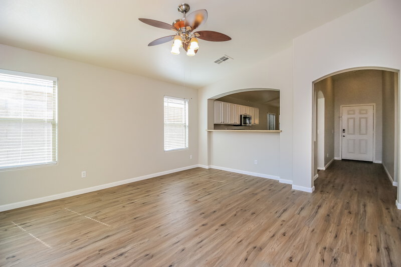 1,565/Mo, 18651 N Madison Road Maricopa, AZ 85139 Living Room View 4