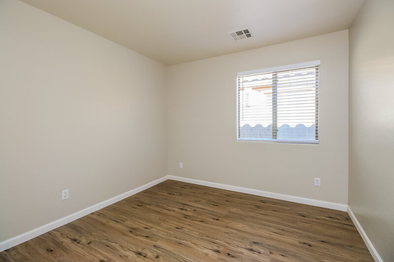 1,565/Mo, 18651 N Madison Road Maricopa, AZ 85139 Bedroom View