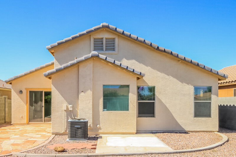 1,565/Mo, 18651 N Madison Road Maricopa, AZ 85139 Rear View