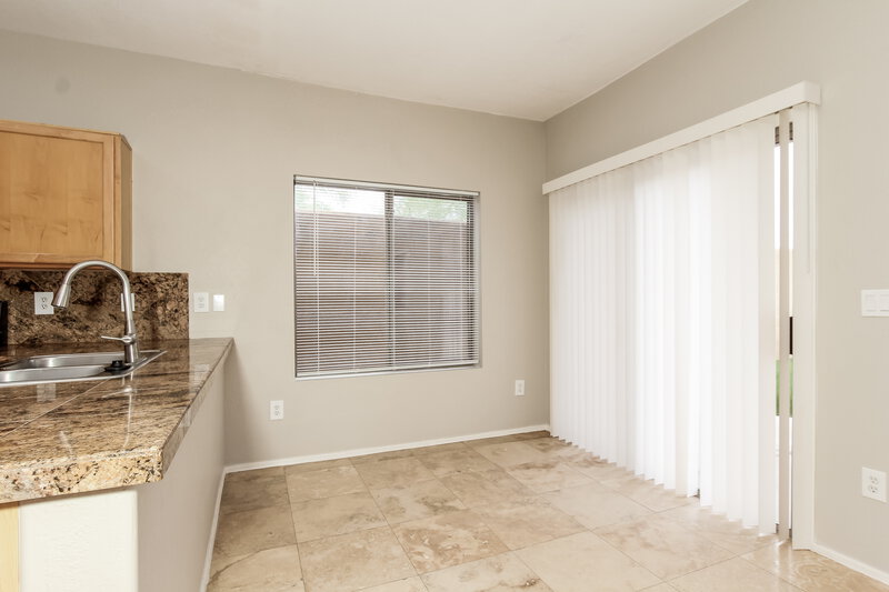 2,680/Mo, 4004 E Melinda Ln Phoenix, AZ 85050 Dining Room View