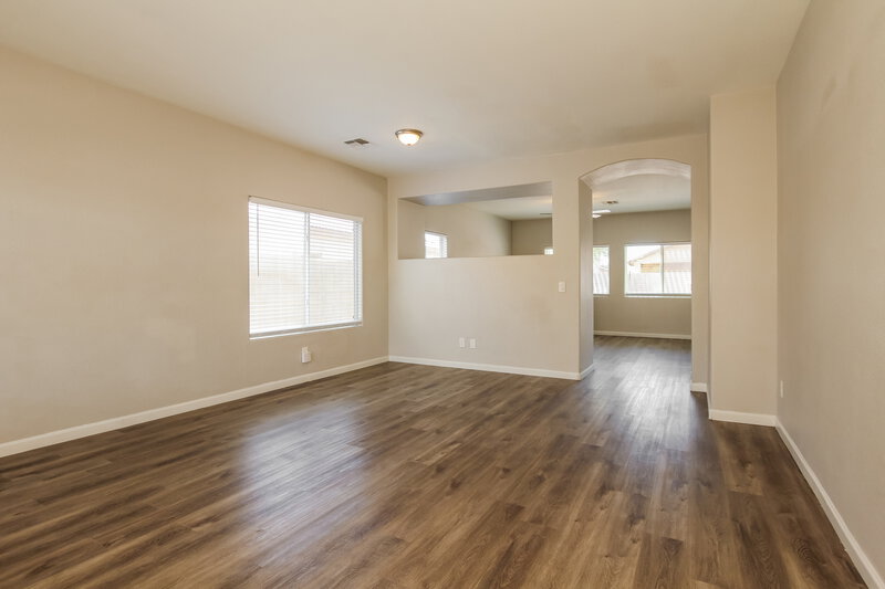 2,295/Mo, 11559 W Buchanan St Avondale, AZ 85323 Living Room View