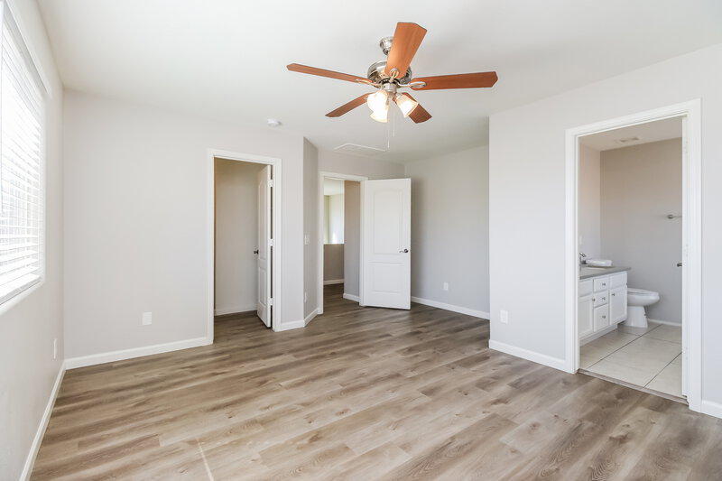 2,235/Mo, 11559 W Buchanan St Avondale, AZ 85323 Main Bedroom View