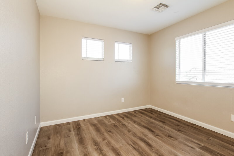2,295/Mo, 11559 W Buchanan St Avondale, AZ 85323 Bedroom View 2