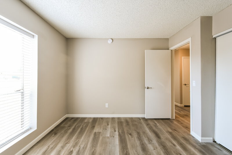 2,025/Mo, 20610 N 6th Dr Phoenix, AZ 85027 Bedroom View