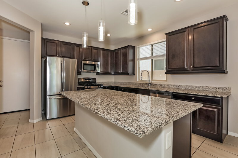 2,360/Mo, 9546 E Thornbush Ave Mesa, AZ 85212 Kitchen View 2