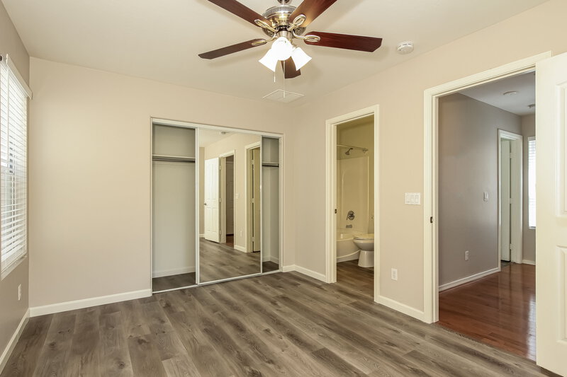 1,765/Mo, 34824 N 30th Ave Phoenix, AZ 85086 Main Bedroom View 2