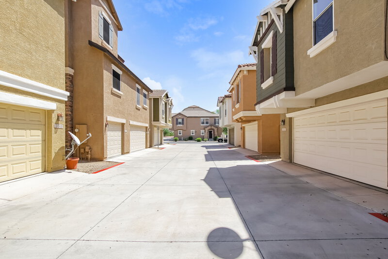 1,765/Mo, 34824 N 30th Ave Phoenix, AZ 85086 Rear View