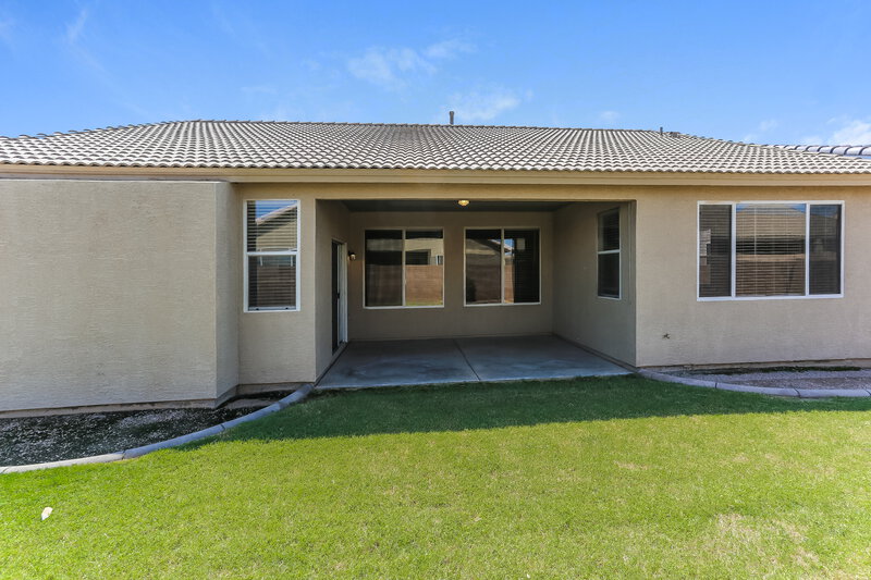 3,710/Mo, 3374 E Santa Fe Ln Gilbert, AZ 85297 Rear View