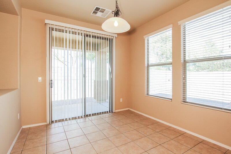 2,705/Mo, 3806 E Geronimo St Gilbert, AZ 85295 Dining Room View