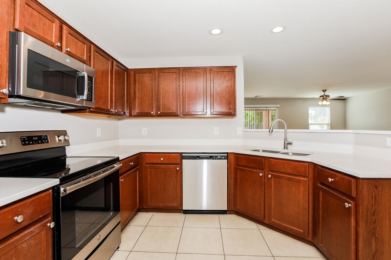 1,965/Mo, 4545 E Longhorn Street San Tan Valley, AZ 85140 Kitchen View 3