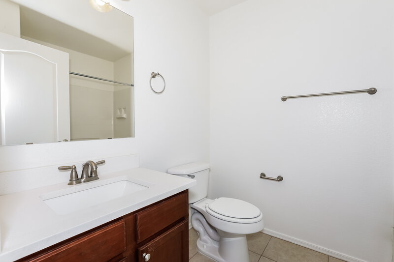 1,965/Mo, 4545 E Longhorn Street San Tan Valley, AZ 85140 Bathroom View