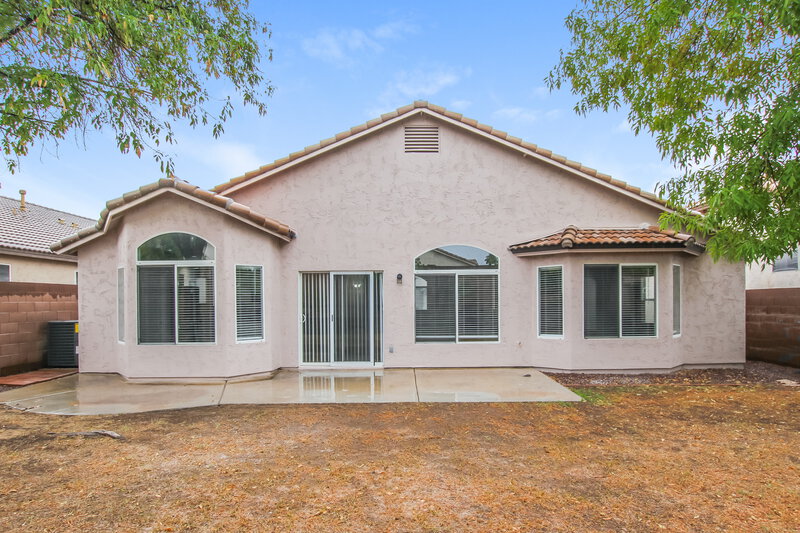 2,455/Mo, 1024 E Tonopah Dr Phoenix, AZ 85024 Rear View