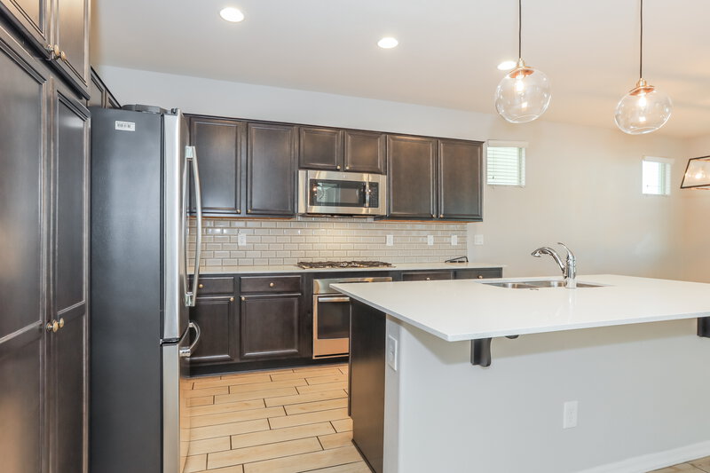 2,315/Mo, 3710 E Robert St Gilbert, AZ 85295 Kitchen View 2