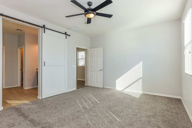 2,315/Mo, 3710 E Robert St Gilbert, AZ 85295 Main Bedroom View 2