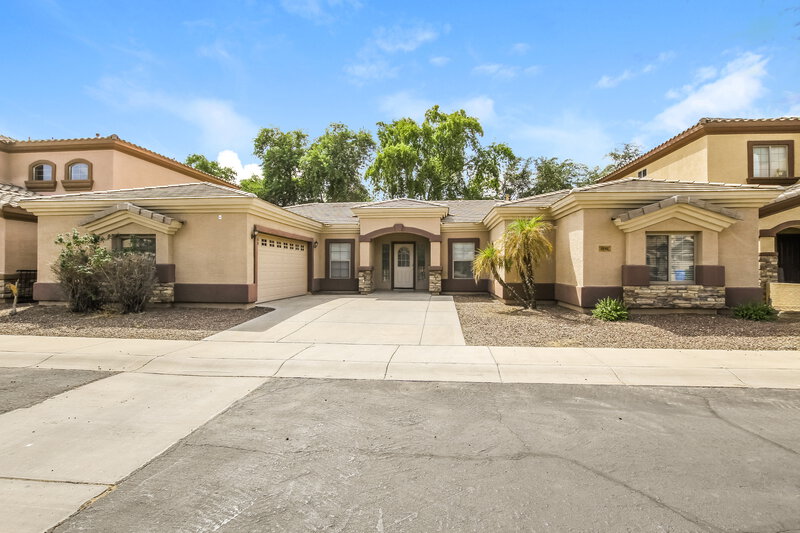 2,695/Mo, 1841 E Hartford Ave Phoenix, AZ 85022 External View