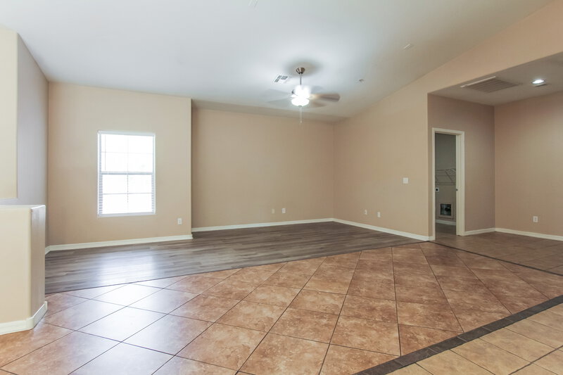 2,695/Mo, 1841 E Hartford Ave Phoenix, AZ 85022 Misc View 2