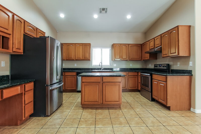 2,695/Mo, 1841 E Hartford Ave Phoenix, AZ 85022 Misc View 4