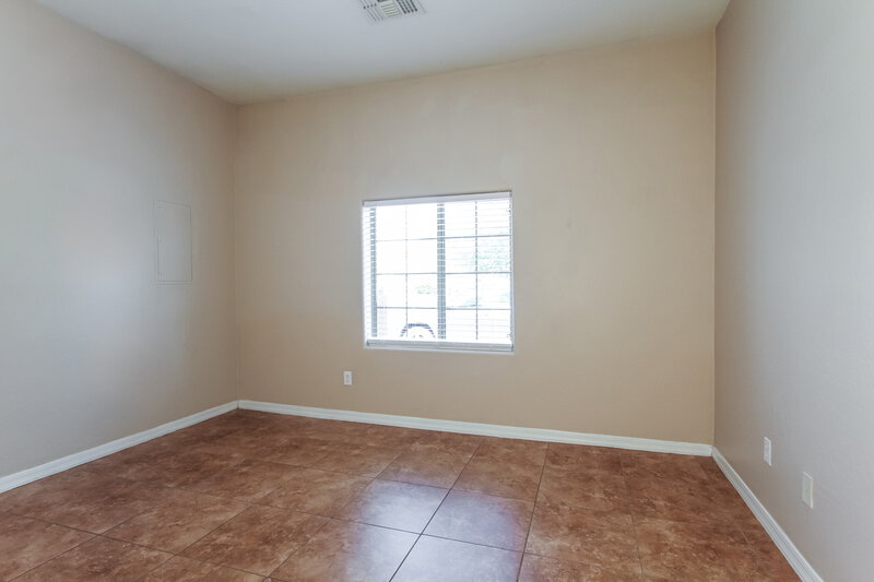 2,695/Mo, 1841 E Hartford Ave Phoenix, AZ 85022 Misc View 9