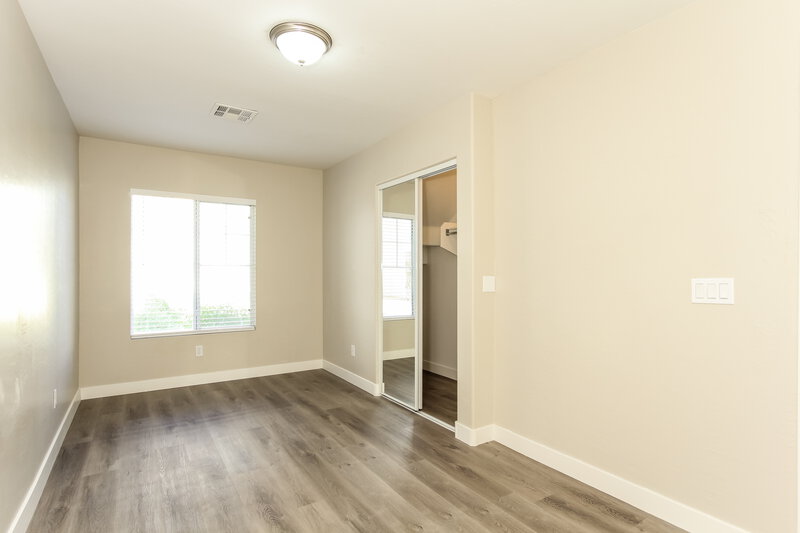 2,055/Mo, 34632 N 30th Ave Phoenix, AZ 85086 Bedroom View 2